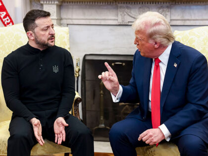 Volodymyr Zelenskiy, Ukraine's president, left, and US President Donald Trump during a mee