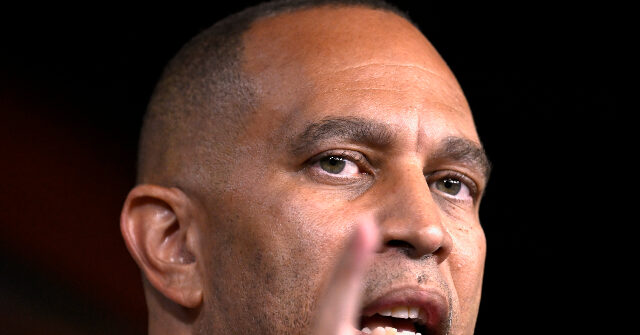 Jeffries: New York Is Being Targeted, Won't Be 'Intimidated' by Suit Over Tipping Off Illegals