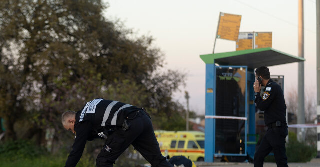 VIDEO: Suspected Terror Attack at Israeli Bus Stop Leaves 13 Wounded