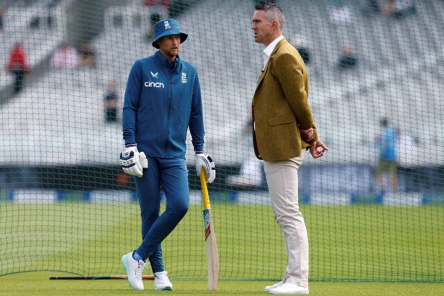 England's Joe Root (L) speaks to former England player Kevin Pietersen at Lord's