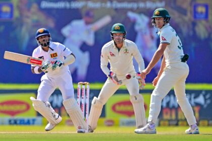 Sri Lanka's Kusal Mendis (L) plays a shot during the second day of second Test