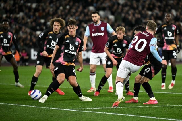 West Ham beat Leicester 2-0 on Thursday