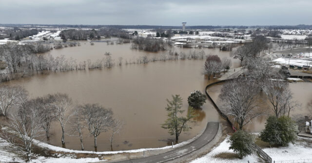 Polar Vortex Brings Life-Threatening Cold, 10 Dead from Floods