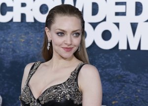 Amanda Seyfried searches for her sister in 'Long Bright River' trailer