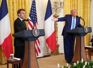 At White House meeting, Trump, Macron note progress in ending war between Ukraine, Russia