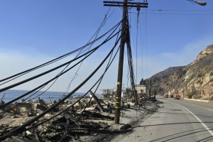 California mudslides close part of Pacific Coast Highway, millions under flood watch