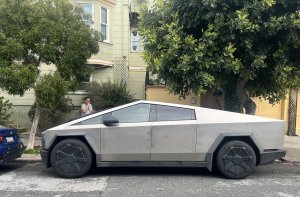 State Dept. expected to buy $400M in Tesla vehicles, documents show