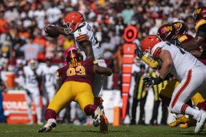 Washington Commanders defensive tackle Jonathan Allen asks permission to seek trade