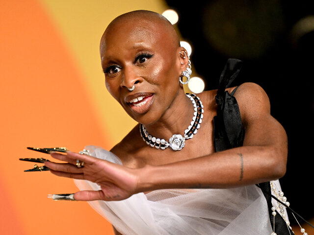 BEVERLY HILLS, CALIFORNIA - MARCH 02: Cynthia Erivo attends the 2025 Vanity Fair Oscar Par