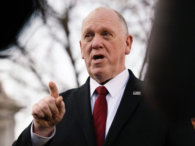 US-POLITICS-HOMAN-MIGRANTS White House 'border czar' Tom Homan speaks with members of the press on the grou