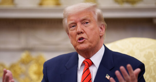 Trump 'Strongly Requests' Putin Ceasefire to Spare Lives of 'Thousands'