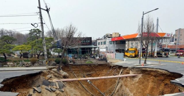 Korean Motorcyclist that Fell into Sinkhole Found Dead