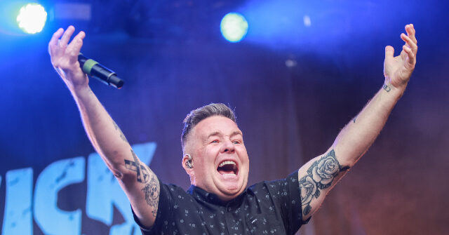 Dropkick Murphys Singer Scolds Fan Wearing Trump Hat: 'Shut the F**k Up for Five Minutes'
