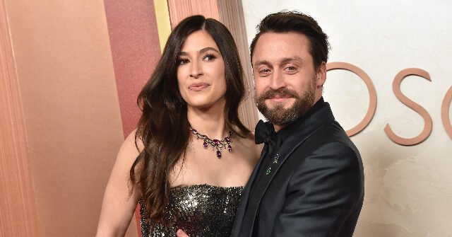 Kieran Culkin Reminds Wife of Deal to Have More Kids After Winning Oscar: 'Let's Get Crackin' on Those Kids'