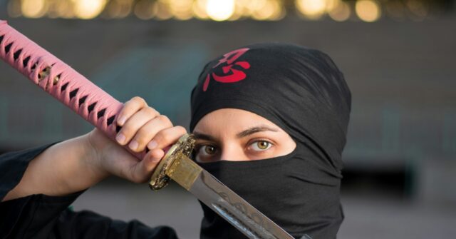 UK To Ban 'Ninja Swords' By This Summer