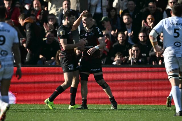 Blair Kinghorn (L) joined Jack Willis (C) at Toulouse from Edinburgh