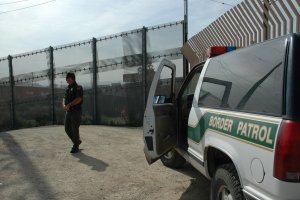 U.S. border agents confiscate nearly 50 pounds of cocaine valued at more than $800K