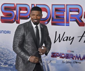 Jamie Foxx signs first-look deal to produce Fox shows