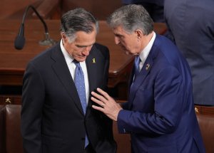 Romney, Manchin join CRFB financial think tank