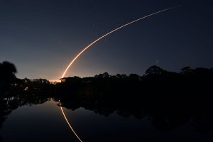 SpaceX deploys a batch of 21 Starlink satellites into low-Earth orbit
