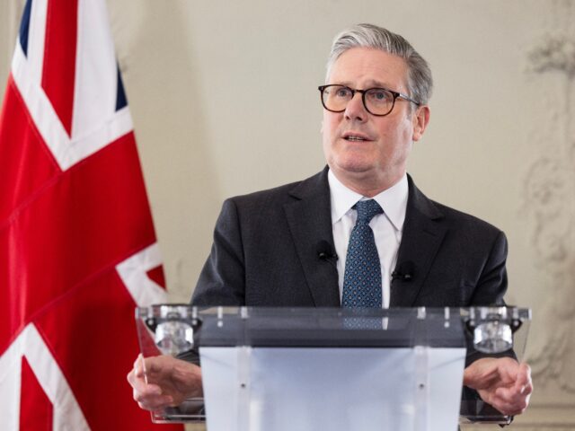 27/03/2025. Paris, France. Prime Minister Keir Starmer gives a press conference at the Bri