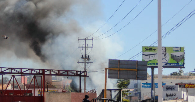U.S. State Department Warns of Torched Buses, Cartel Violence in Los Cabos
