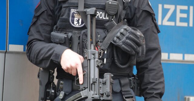 Syrian Knifeman Shot Dead by Police After Stabbing Berlin Man to Death