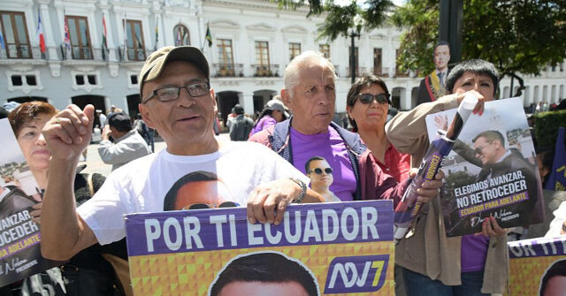 Ecuador Prepares to Elect President on Sunday