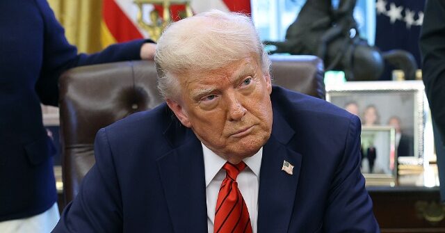 Poll: Majority Say Democrats Should Not Immediately Resist Trump Agenda