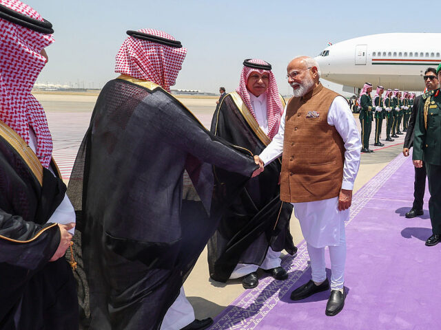 JEDDAH, SAUDI ARABIA - APRIL 22: (----EDITORIAL USE ONLY - MANDATORY CREDIT - 'PRESS