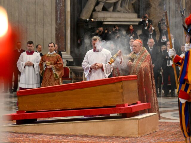 VATICAN CITY, VATICAN - APRIL 23: (EDITOR NOTE: STRICTLY EDITORIAL USE ONLY - NO MERCHANDI