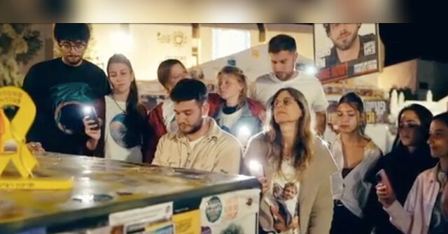 Watch: ‘Five For Fighting’ Singer John Ondrasik Releases Musical Tribute to Alon Ohel, 58 Hostages of the October 7th Massacre