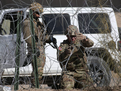 CIUDAD JUAREZ , MEXICO - JANUARY 27: Military personnel from the U.S. Army's Ranger unit s