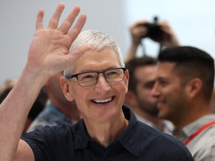 Tim Cook waves bye to China