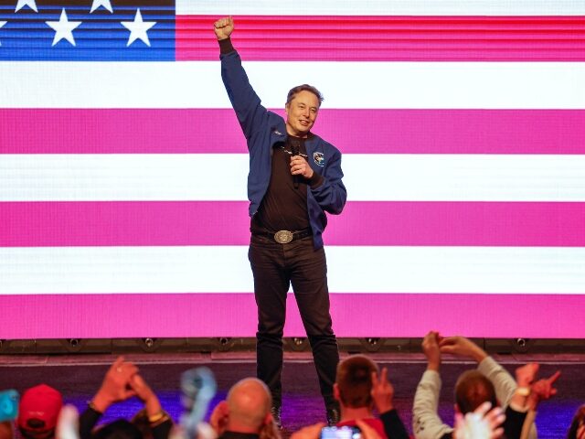 Elon Musk speaks at a town hall Sunday, March 30, 2025, in Green Bay, Wis. (AP Photo/Jeffr