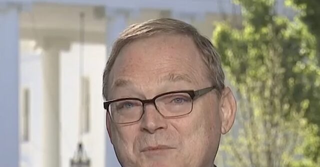 Hassett: Trump Administration Is Negotiating with 130 Countries on Tariffs