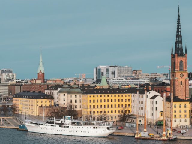 transly-translation-agency-tQ0aFl1_H3o-unsplash