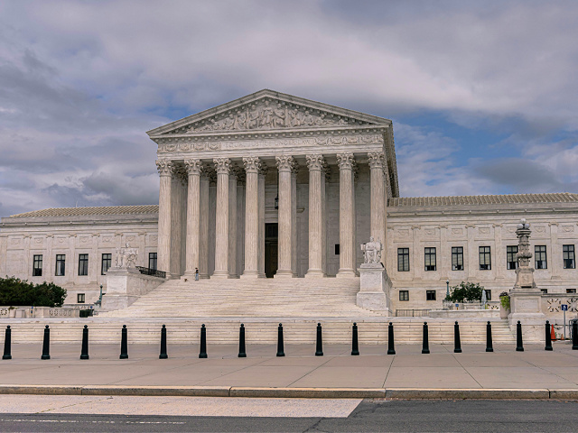Trump Asks Supreme Court to Restart Deportations to 'Safe Third Countries'