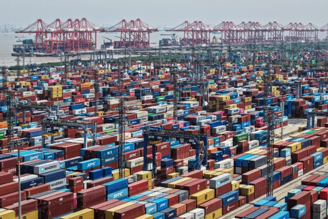 China and the United States -- the world's two largest economies -- are engaged in a mount