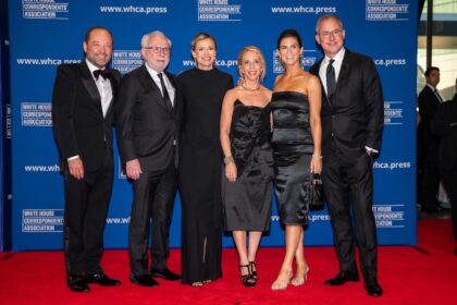 (L/R) CNN reporters Phil Rucker, Wolf Blitzer, Pamela Brown, Dana Bash, Kaitlan Collins an