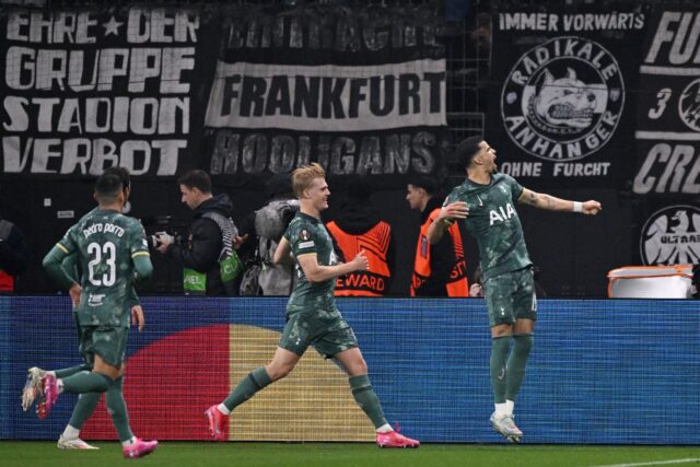 Dominic Solanke scored a penalty as Tottenham won 1-0 at Eintracht Frankfurt on Thursday