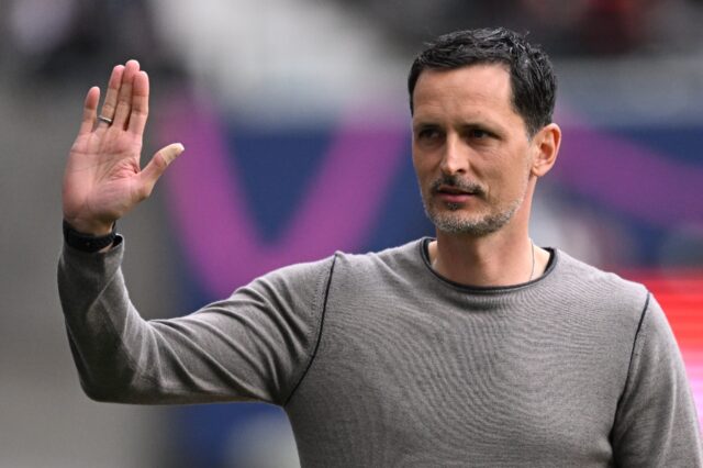 Eintracht Frankfurt coach Dino Toppmoeller has his side on track for a third Europa League