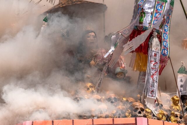 The Lang Pacha ceremony is observed by Thais of Chinese descent to give a dignified funera