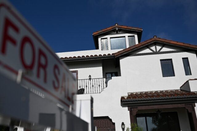 Sales of previously-owned US homes fell 5.9 percent in March according to industry data, m