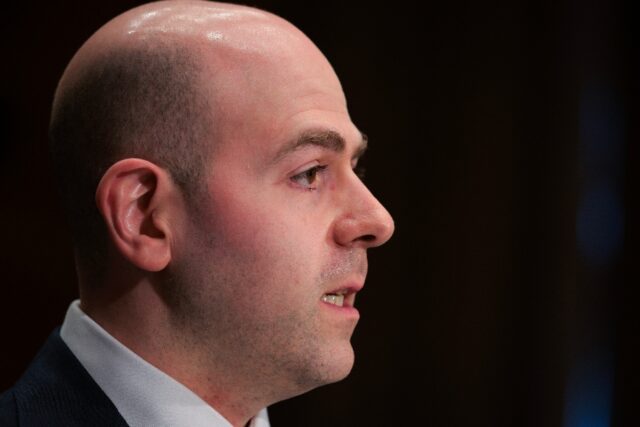 Stephen Miran, chairman of the White House Council of Economic Advisers, argues that a wea
