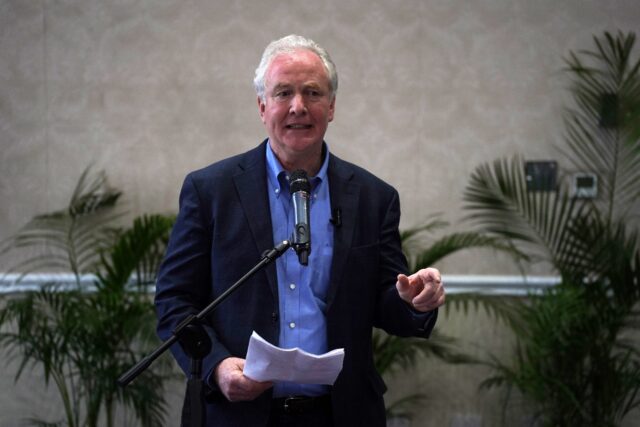 US Senator Chris Van Hollen has been barred from accessing wrongfully deported migrant Kil