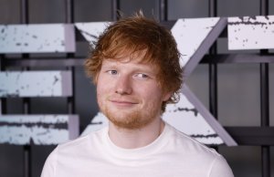 Ed Sheeran sings with pink balloon in 'Azizam' music video