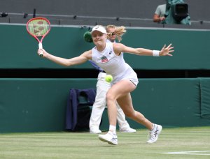 Harriet Dart apologizes for requesting deodorant for tennis foe