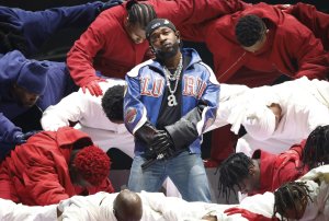 Kendrick Lamar leads American Music Awards nominations