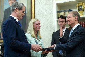 Paul Atkins sworn in as SEC chairman